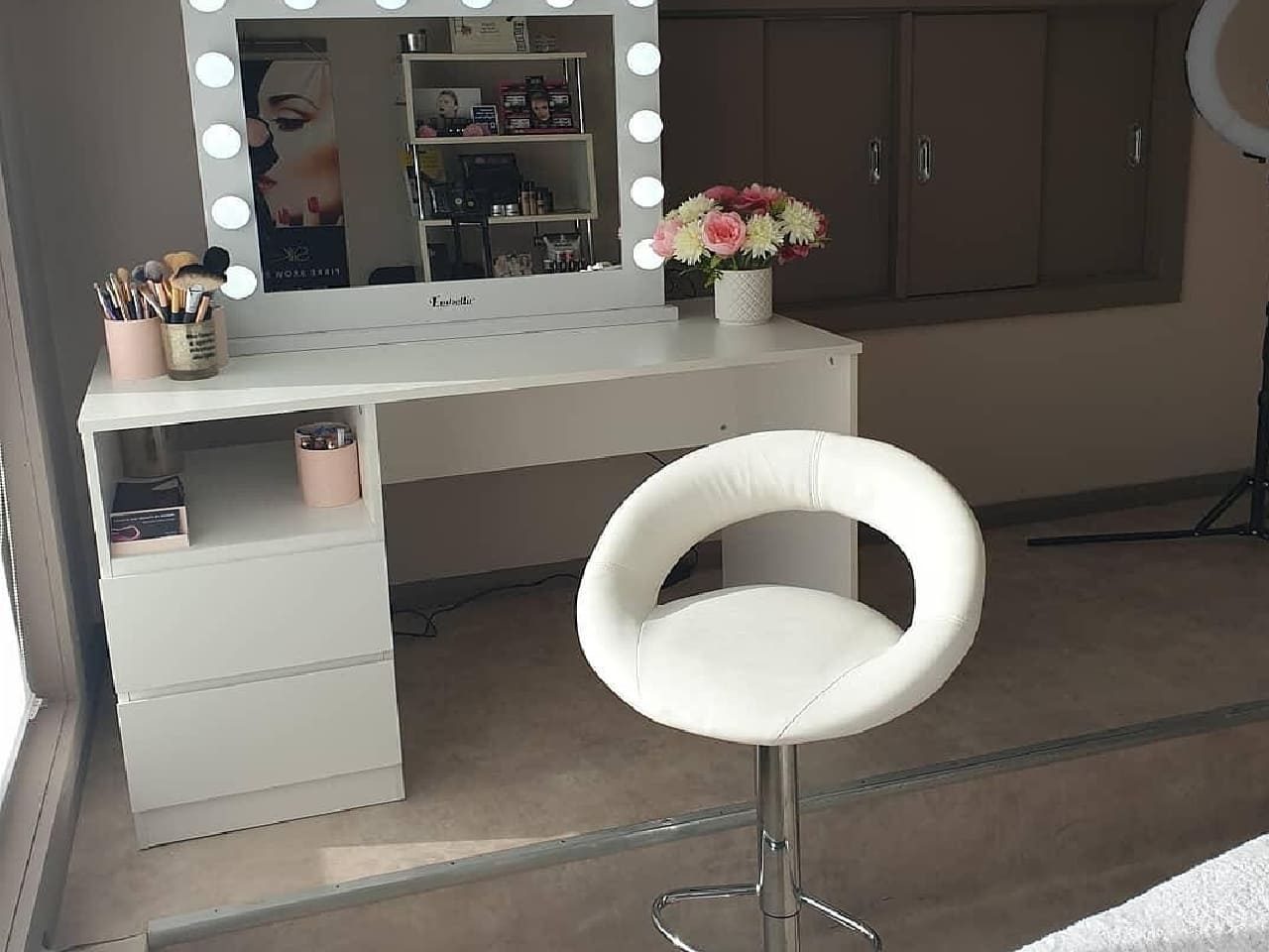 Bar Stools (in white)